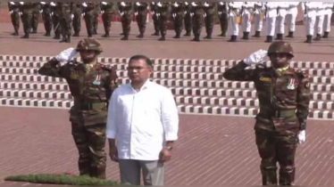 জাতীয় স্মৃতিসৌধে নতুন প্রধানমন্ত্রীর শ্রদ্ধা