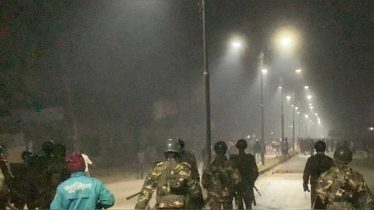 আধিপত্য বিস্তার: সিলেটে মহাসড়ক আটকে দেড় ঘণ্টাব্যাপী সংঘর্ষ