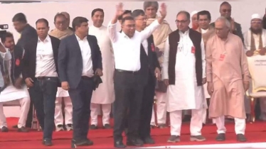 মাকে দেখতে এভারকেয়ারের পথে তারেক রহমান