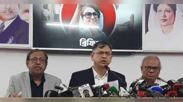 ‘মধ্যরাতে ছাড়বে’ তারেকের ফ্লাইট