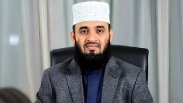 জাতীয় ঐক্যের ডাক দিয়ে বিজয় দিবসে আজহারীর তাৎপর্যপূর্ণ বার্তা