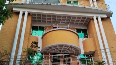 বাগেরহাটে আইজিপির বাড়িতে চুরি