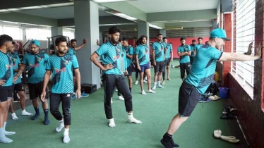 চাকরি ছাড়লেন কেলি, নতুন ট্রেনারের সন্ধানে বিসিবি