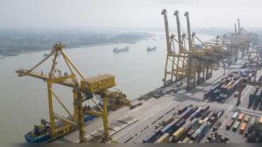 ফের লাগাতার ধর্মঘটে চট্টগ্রাম বন্দর