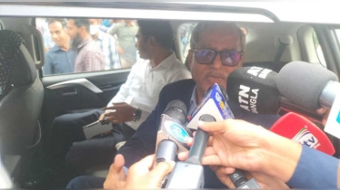 দুদক চেয়ারম্যানসহ পুরো কমিশনের পদত্যাগ