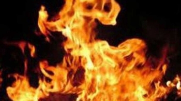 রাঙ্গুনিয়ায় আগুনে পুড়ে দাদী-নাতনির মৃত্যু