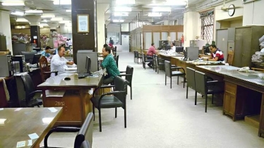 সরকারি কর্মচারীদের বেতন বেড়ে ‘দ্বিগুণ’ হচ্ছে, বাস্তবায়ন কবে?