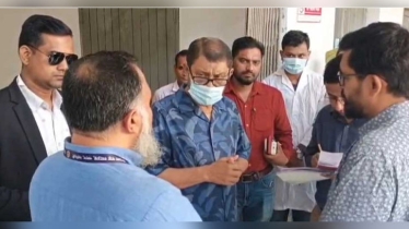 হঠাৎ হাসপাতাল পরিদর্শনে মন্ত্রী, নেই অর্ধেক চিকিৎসক
