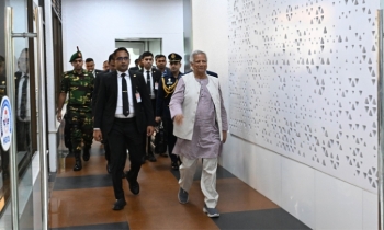 নিউইয়র্ক সফর শেষে দেশে ফিরেছেন