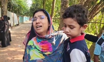 শিশু সন্তানদের মানুষ করতে চাকরি করবেন প্রিয়া, কি করে