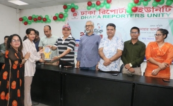 শিশুদের হাতে মোবাইল না দিতে বাসস চেয়ারম্যানের আহ্বান