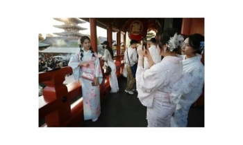 চীনা পর্যটকদের নিয়ে উদ্বিগ্ন নন জাপানের ব্যবসায়ীরা