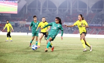 পরাজয় দিয়ে ত্রিদেশীয় সিরিজ শুরু করলো বাংলাদেশ