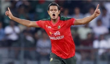 ১ উইকেট দূরে নাসুম