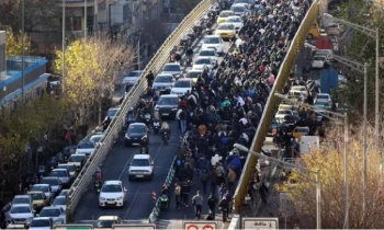 ইরানে দ্রব্যমূল্যের ঊর্ধ্বগতির প্রতিবাদে সংঘর্ষে নিহত ৬