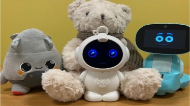 এআই খেলনা বিতর্ক: নিরাপত্তা নিশ্চিত করে ফেরার চ্যালেঞ্জ