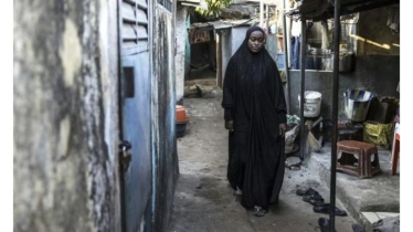 শিশু সন্তান থেকে বিচ্ছিন্ন হওয়া এক মায়ের আহাজারি