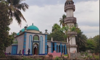 ঐতিহ্যের সাক্ষী আড়াইশ’ বছরের পুরোনো চুয়াডাঙ্গা বড় মসজিদ