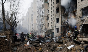 রাশিয়ার নতুন করে হামলায় ইউক্রেনের বিভিন্ন শহরে আহত ২৩