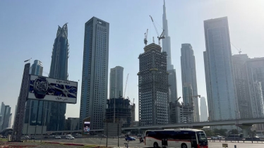 ‘হোটেলে বসে’ ইরানে যুদ্ধ চালিয়ে যাচ্ছে মার্কিন বাহিনী