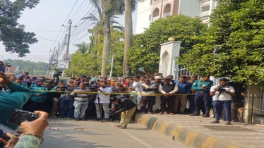 খুলনায় আদালত চত্বরে দুজনকে গুলি করে হত্যা