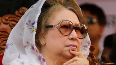 মানিক মিয়া অ্যাভেনিউয়ের পথে খালেদা জিয়ার কফিন