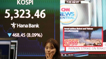 বড় পতনের পর এশিয়ার বাজার ঘুরে দাঁড়ানোর ইঙ্গিত