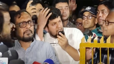 তথ্য উপদেষ্টার ওপর বোতল নিক্ষেপকারী শনাক্ত