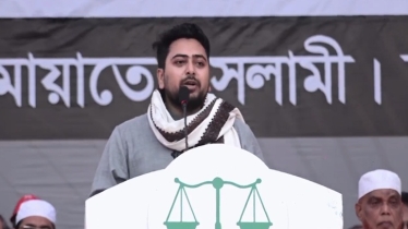 ২০০০ টাকার কার্ড নিতে ১০০০ টাকা ঘুষ লাগবে না তো: নাহিদ