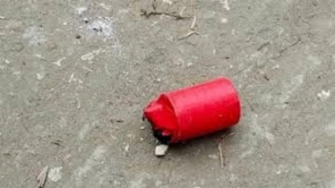 আবারো শাহবাগে এনসিপির প্রদর্শনীর মধ্যে ককটেল বিস্ফোরণ