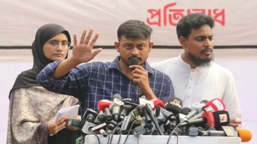 সংবাদমাধ্যম নিয়ে তীব্র ক্ষোভ, ‘হাসিনামাধ্যম’ আখ্যা পাটওয়ারীর