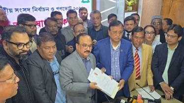 শেষ দিনে মনোনয়নপত্র জমার হিড়িক