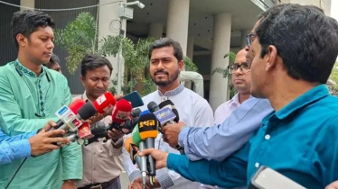 বিদেশগামী শিক্ষার্থীকে ১০ লাখ টাকা ঋণ দেওয়ার নির্দেশ