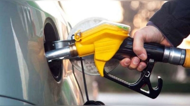 আবারও প্রতি ব্যারেল তেলের দাম ১০০ ডলার ছাড়ালো