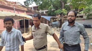 পাকিস্তানের পতাকা উত্তোলন করে অস্থিরতা তৈরির পরিকল্পনা