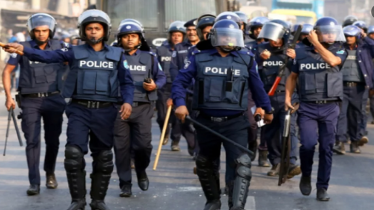 পুলিশের বিশেষ অভিযানে ২৪ ঘণ্টায় গ্রেফতার ১১৩৭