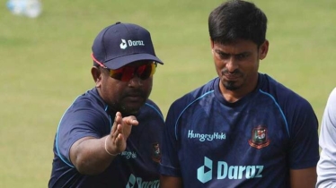 হেরাথের রেকর্ড ছুঁয়ে ২৫০ উইকেট তাইজুলের