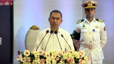 গুণীজনদের দিকনির্দেশনায় আলোকিত সমাজ গড়তে চায় সরকার: প্রধানমন্ত্রী