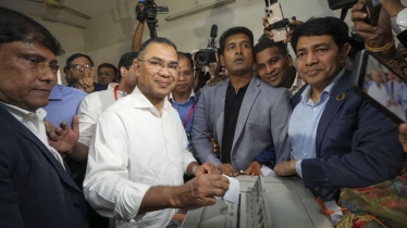 নিরঙ্কুশ সংখ্যাগরিষ্ঠতা নিয়ে রাষ্ট্রক্ষমতায় ফিরছে বিএনপি