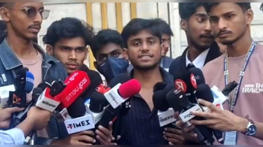 সতীর্থের মৃত্যু: ফার্মগেইটে তেজগাঁও কলেজ শিক্ষার্থীদের বিক্ষোভ