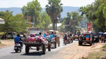 বিরোধপূর্ণ সীমান্তজুড়ে ছড়িয়ে পড়েছে থাইল্যান্ড-কম্বোডিয়া সংঘাত