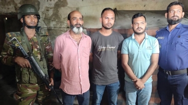 টিকিট বিক্রিতে ৩৮৯০ টাকা ঘাটতি, পূর্বধলায় তিনজন আটক