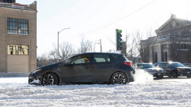 যুক্তরাষ্ট্রে তীব্র শীতকালীন ঝড়ে ৩৮ জনের মৃত্যু