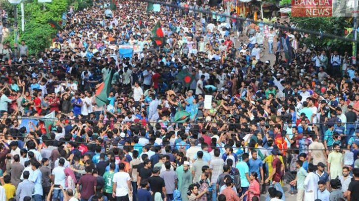 বৈষম্যবিরোধী ছাত্র আন্দোলনের ১৫৮ সদস্যের সমন্বয়ক দল গঠন বৈষম্যবিরোধী ছাত্র আন্দোলনের ১৫৮ সদস্যের সমন্বয়ক দল গঠন