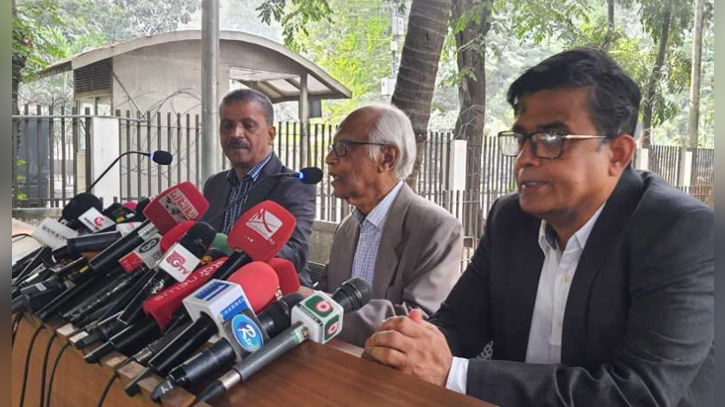 খালেদা জিয়ার ‘ভিভিআইপি মর্যাদা’ কার্যকরের নির্দেশ সরকারের