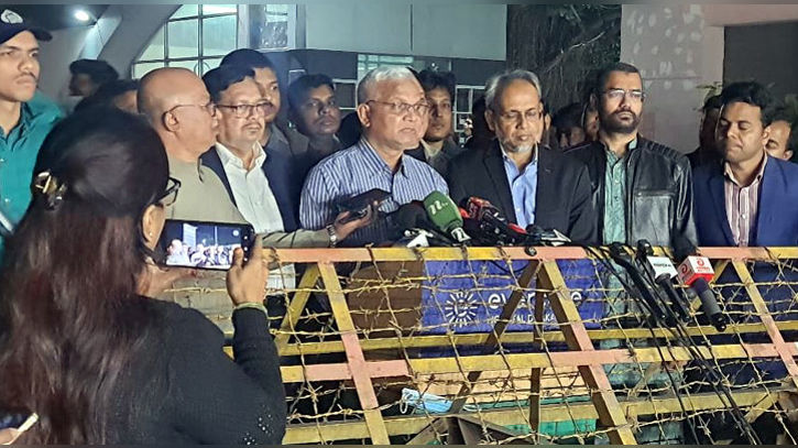 চিকিৎসায় ‘রেসপন্স’ করছেন খালেদা জিয়া