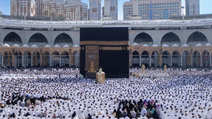 এক মাসে ১ কোটি ৩৯ লাখের বেশি উমরা পালন