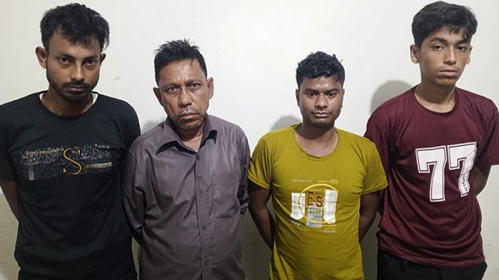 ৫২ লাখ টাকার জাল ব্যান্ডরোল, বগুড়ায় ছাপাখানায় র্যাবের অভিযান ৫২ লাখ টাকার জাল ব্যান্ডরোল, বগুড়ায় ছাপাখানায় র্যাবের অভিযান