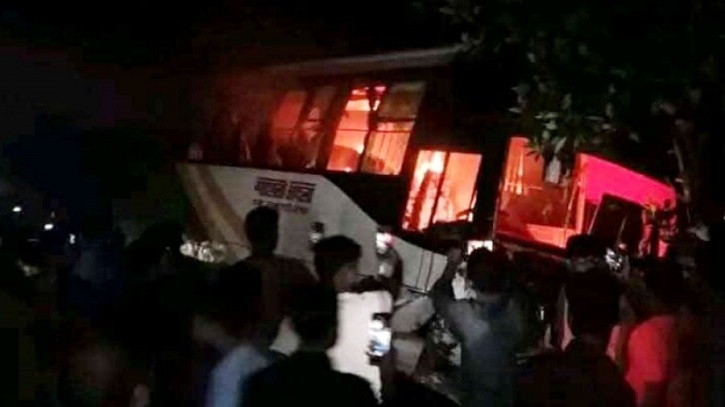 ফুলপুরে বাস-মাহিন্দ্রার সংঘর্ষে পাঁচজন নিহত ফুলপুরে বাস-মাহিন্দ্রার সংঘর্ষে পাঁচজন নিহত