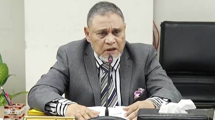 ভোটের দিনে গণভোট: ‘আলোচনা করে’ মত জানাবে ইসি